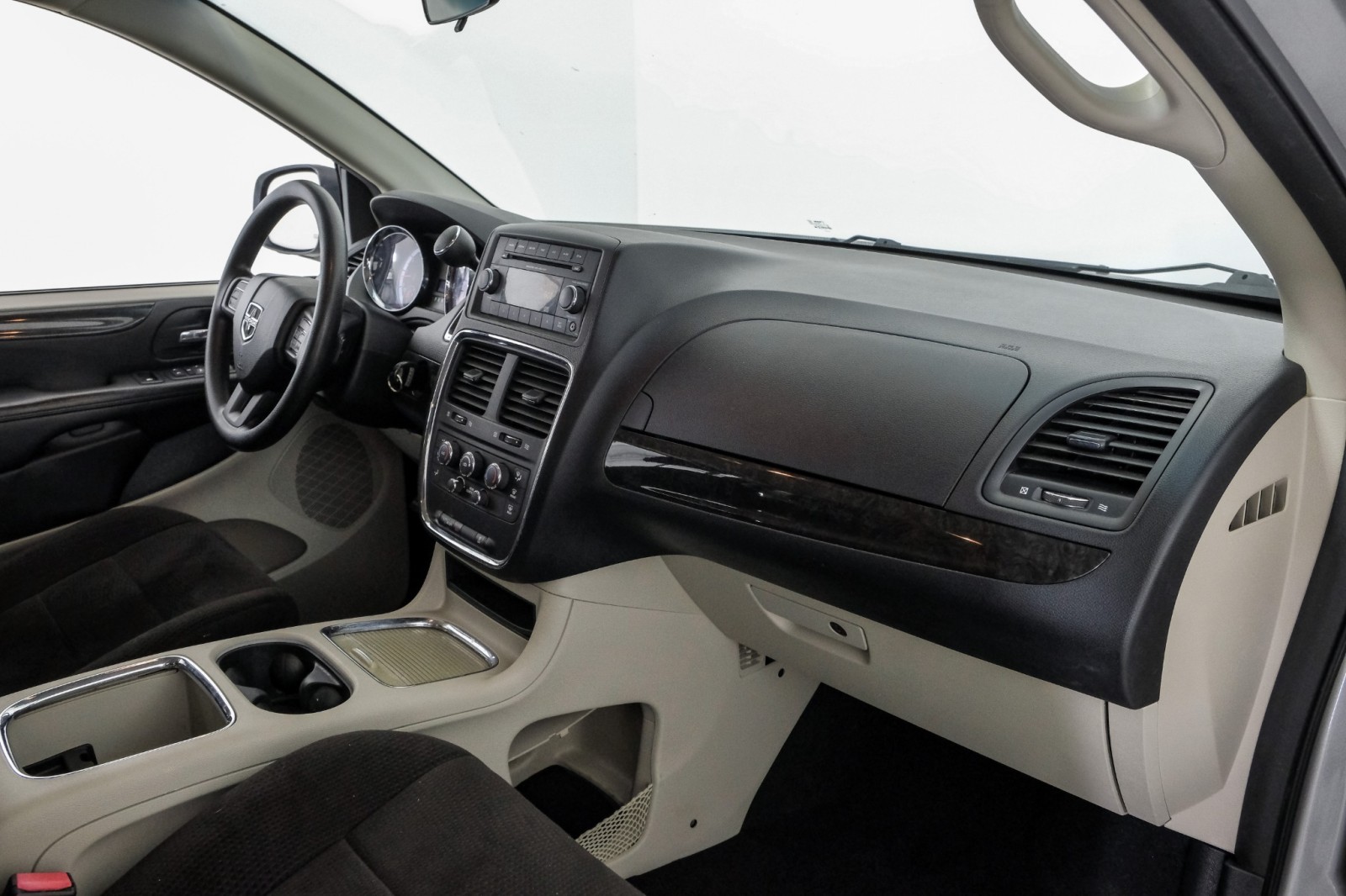 2012 Dodge Grand Caravan SXT AUTOMATIC DUAL CLIMATE CONTROL POWER LIFTGATE  10