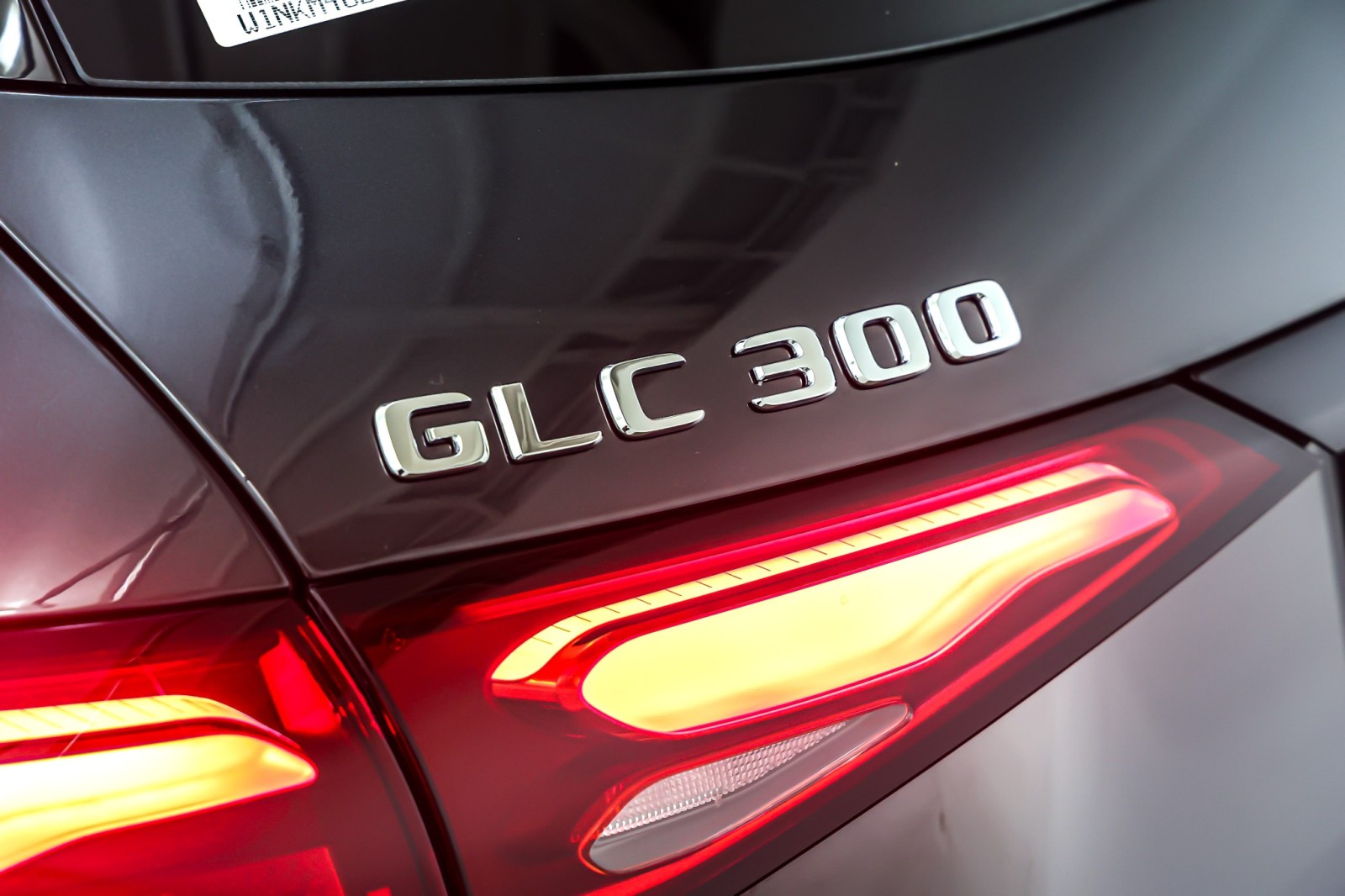 New 2026 Graphite Grey Metallic Mercedes-Benz GLC 300 image 9