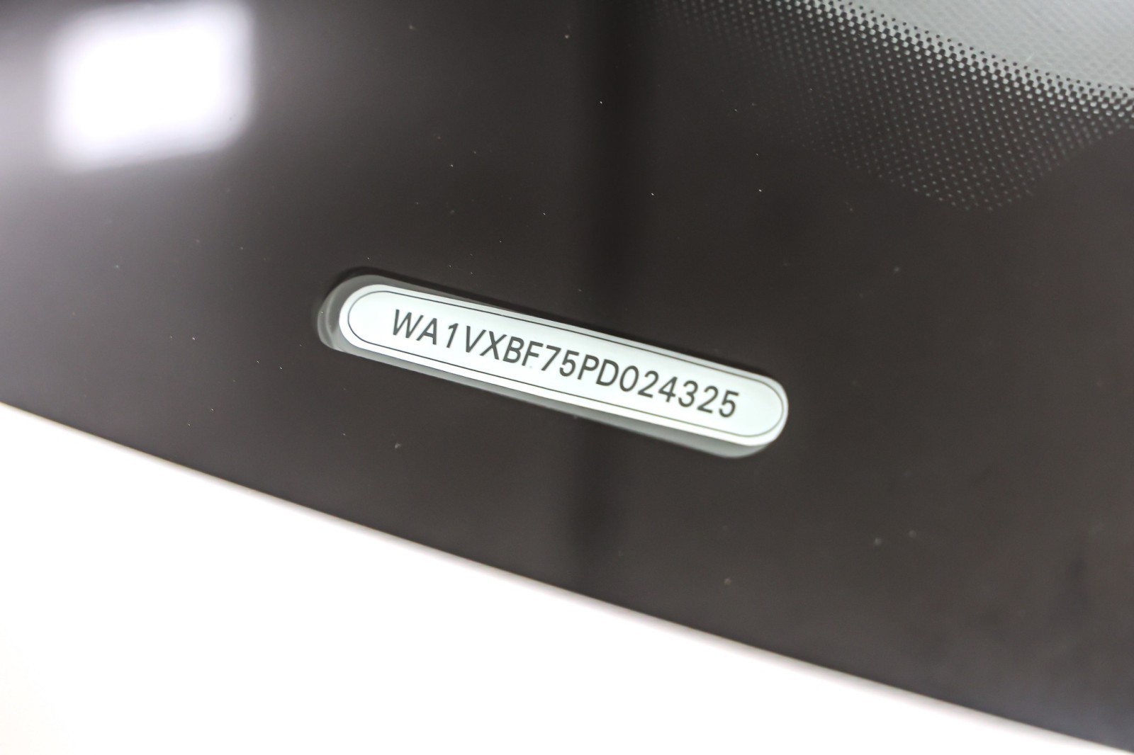 Used 2023 Glacier White Metallic Audi Prestige 55 TFSI quattro image 26