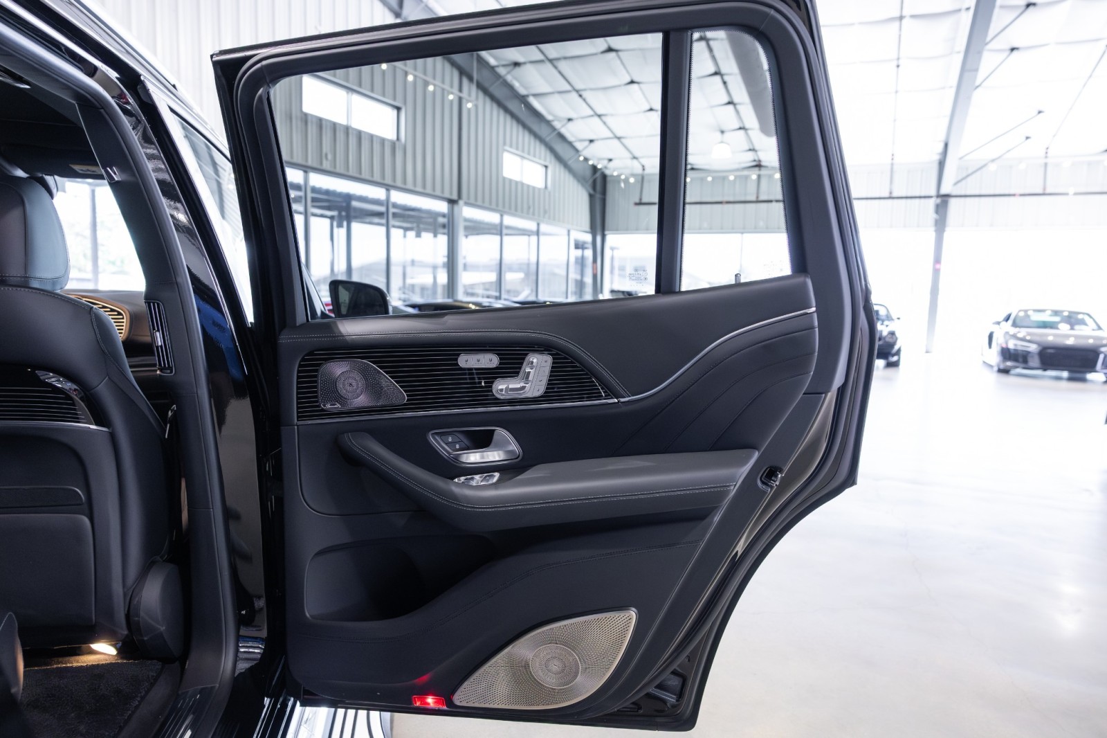 Used Car 2021 Mercedes-benz Gls  Maybach Gls 600 For Sale Under $130,000 In Boerne, Texas