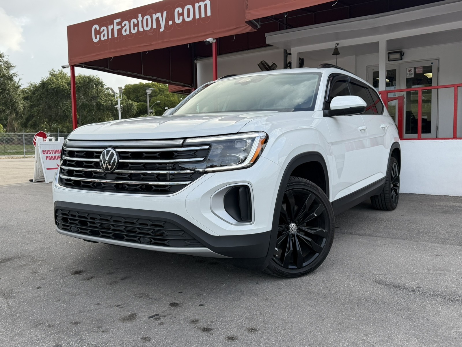 2026 Volkswagen Atlas SE FWD
