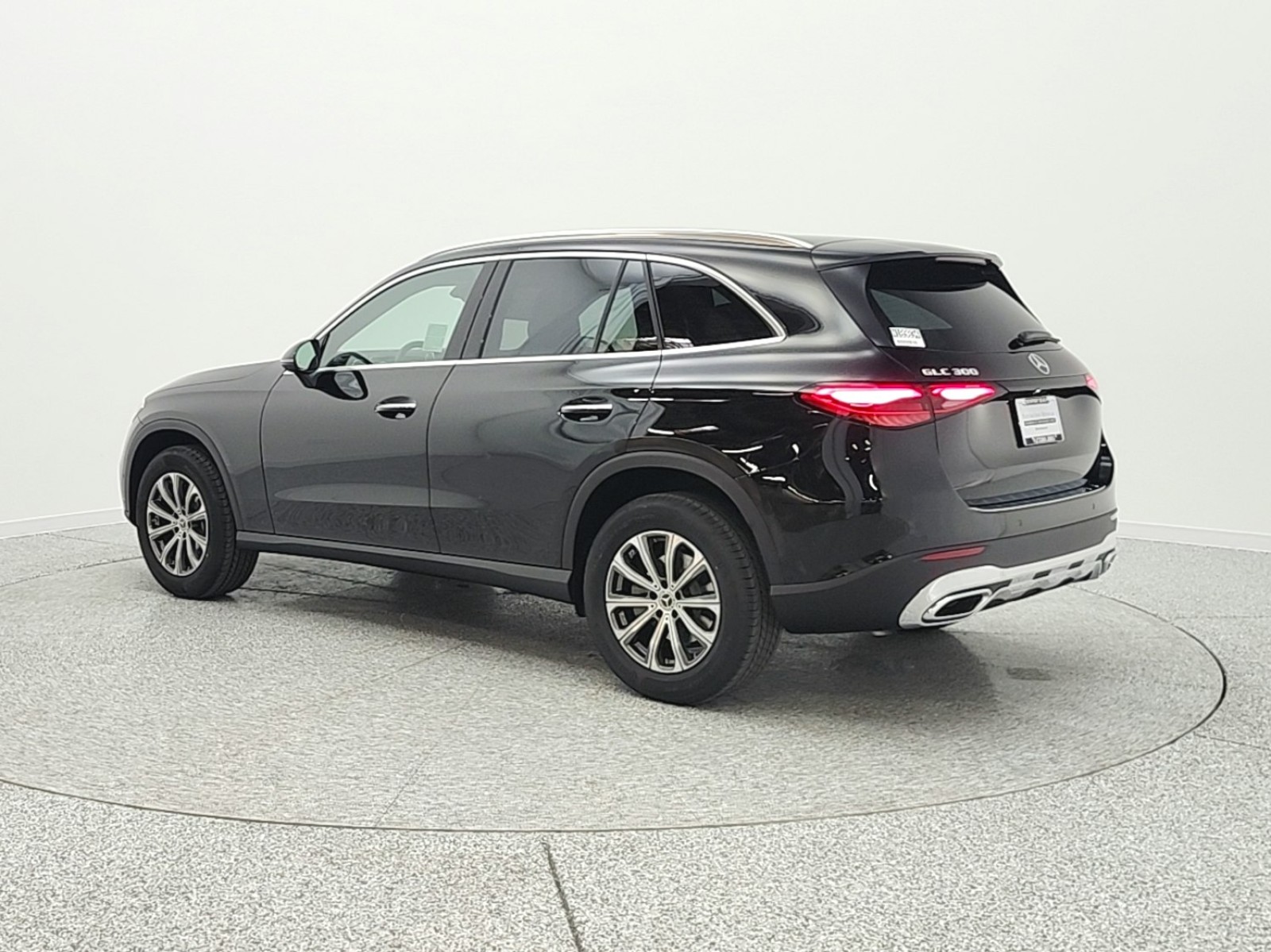 New 2026 Black Mercedes-Benz GLC 300 SUV image 7