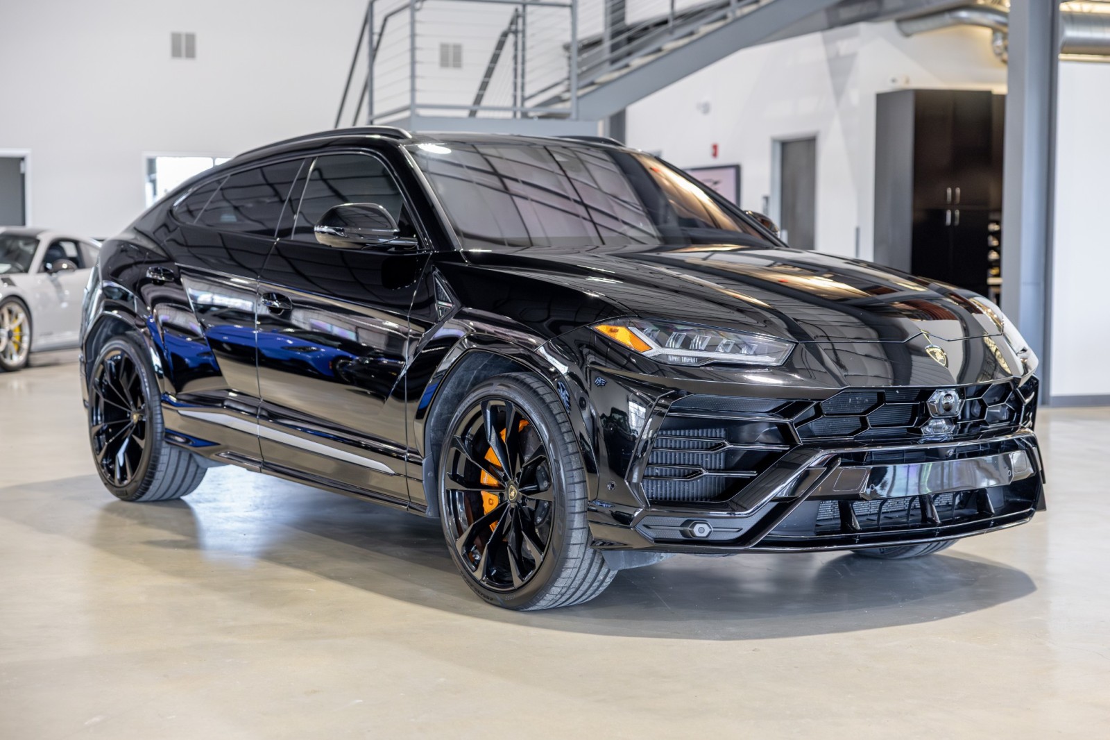 Used Car 2019 Lamborghini Urus  For Sale Under $200,000 In Boerne, Texas
