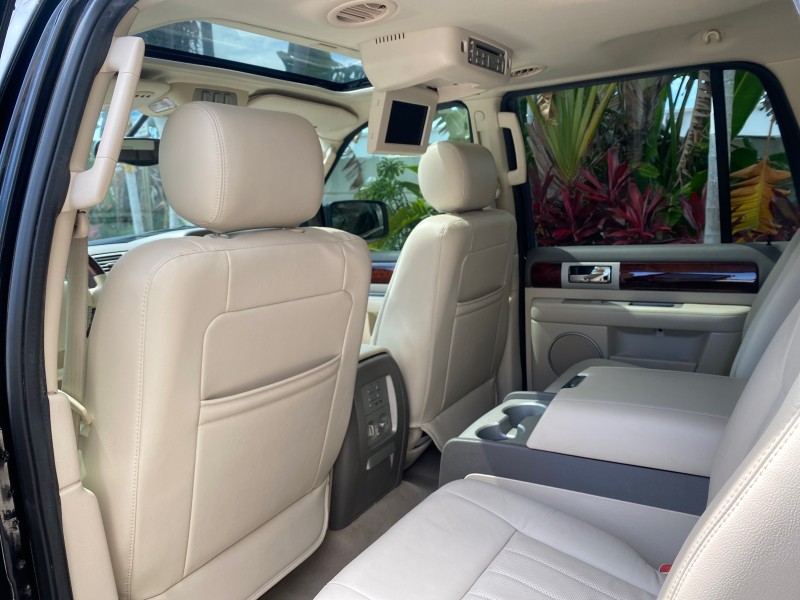 2004 Lincoln Navigator LOW MILES 67,511 SUNROOF in ,