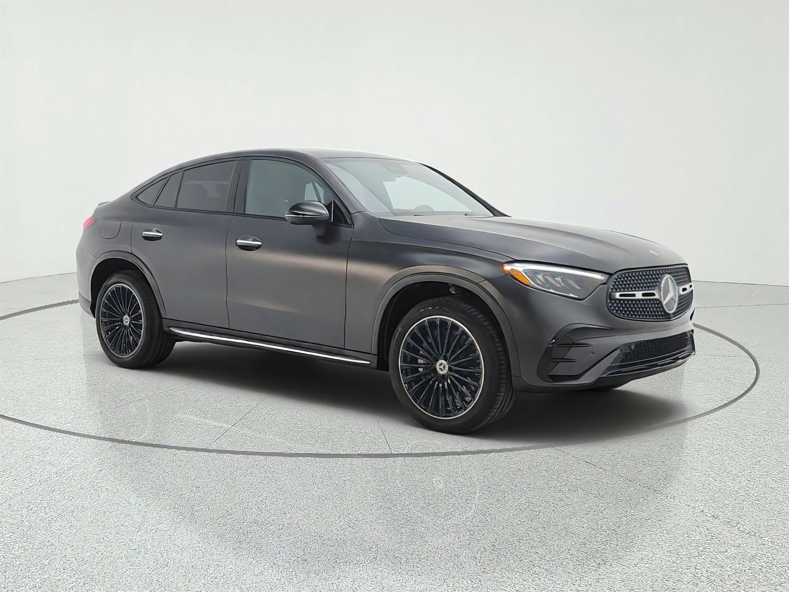 Certified Used 2026 MANUFAKTUR Graphite Grey Magno Mercedes-Benz GLC 300 4MATIC® Coupe image 3