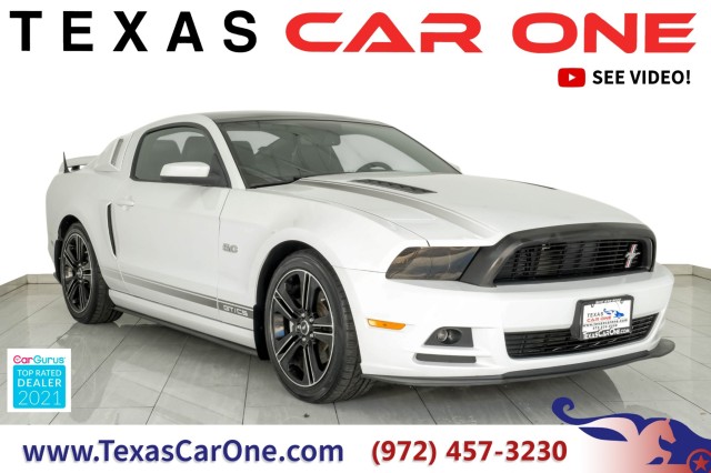 Oxford White 2014 Ford Mustang Coupe Rear-Wheel Drive Manual