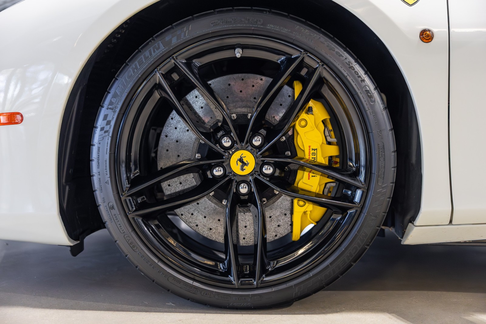 Used Car 2018 Ferrari 488 Spider  For Sale Under $300,000 In Boerne, Texas