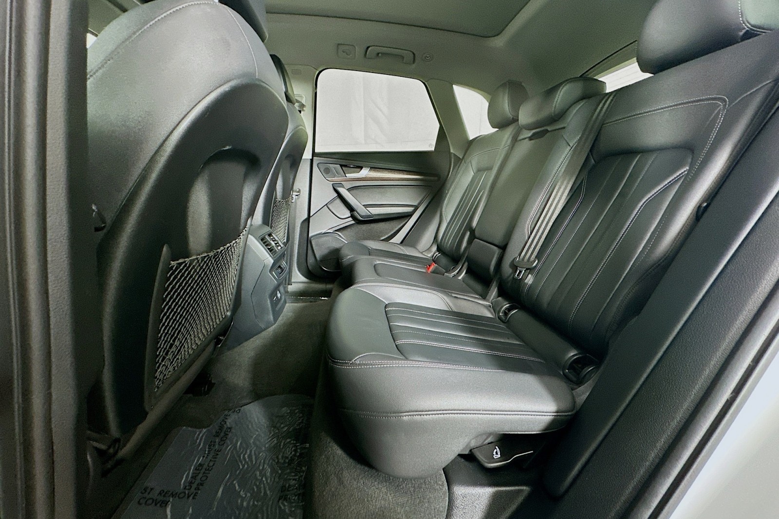 Used 2023 Glacier White Metallic Audi S line Premium image 9