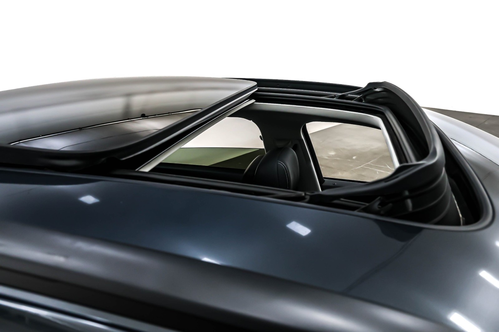 Used 2024 Manhattan Gray Metallic Audi Premium quattro image 23