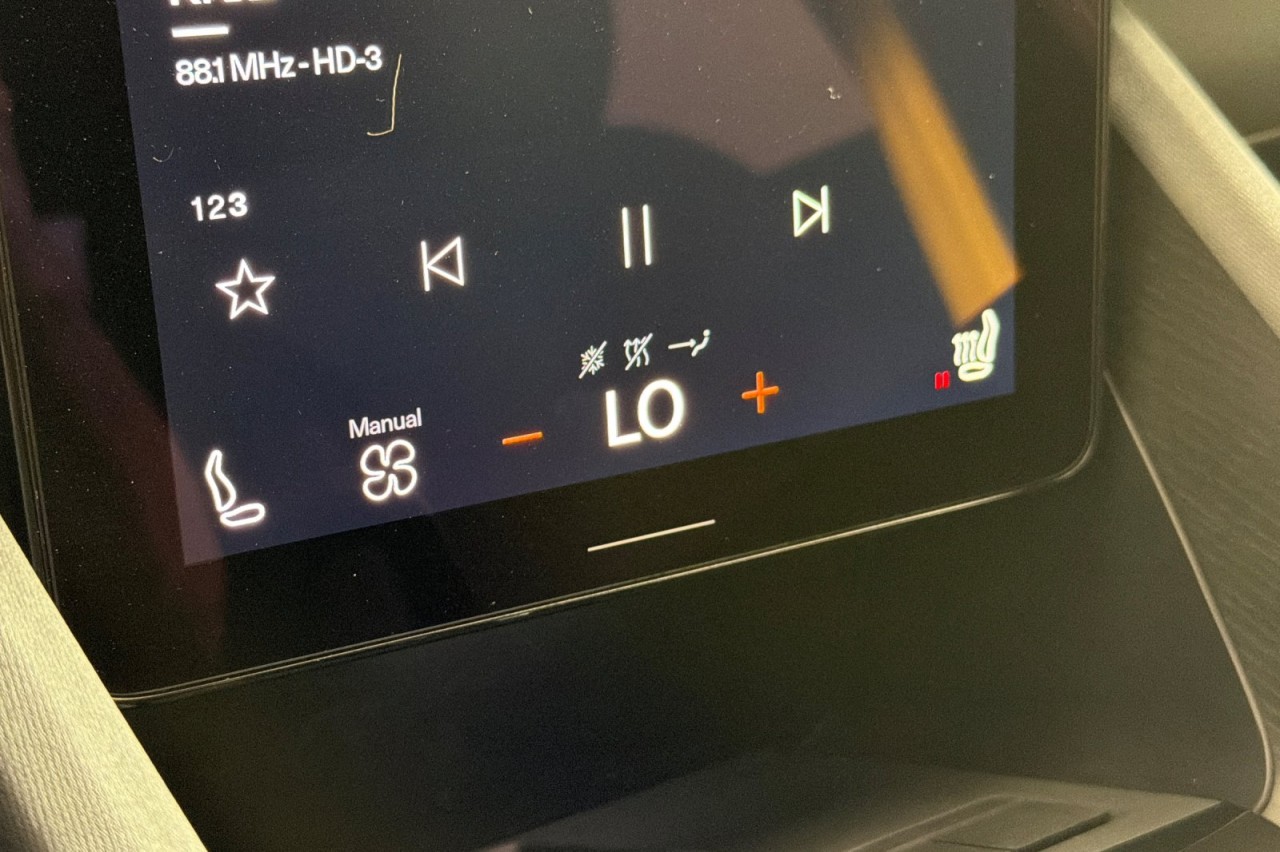Used 2023 WHITE Polestar Performance image 18