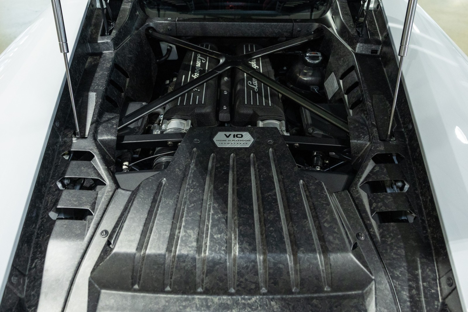 Used Car 2015 Lamborghini Huracan  For Sale Under $230,000 In Boerne, Texas