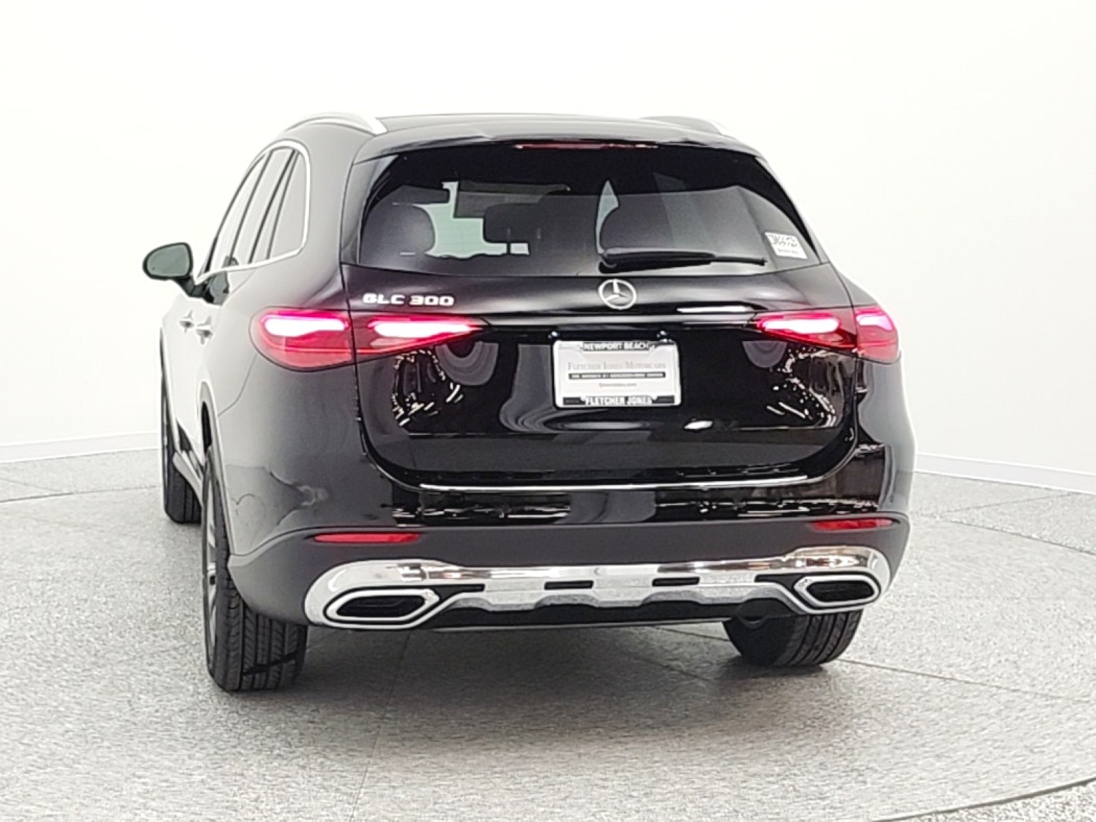 New 2026 Black Mercedes-Benz GLC 300 image 6