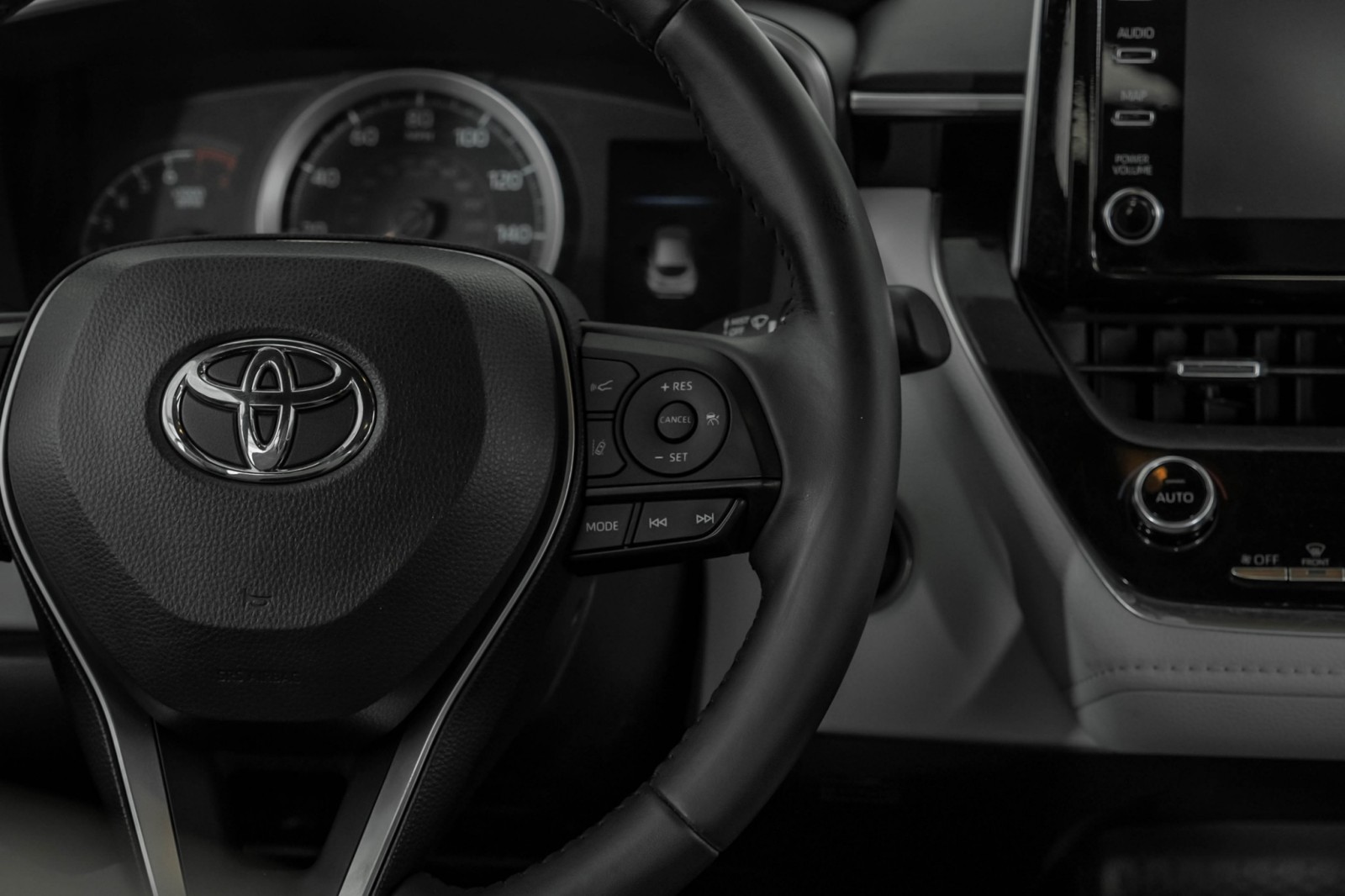 2019 Toyota Corolla Hatchback SE PRE COLLISION SYSTEM LANE DEPARTURE ALERT REAR  16