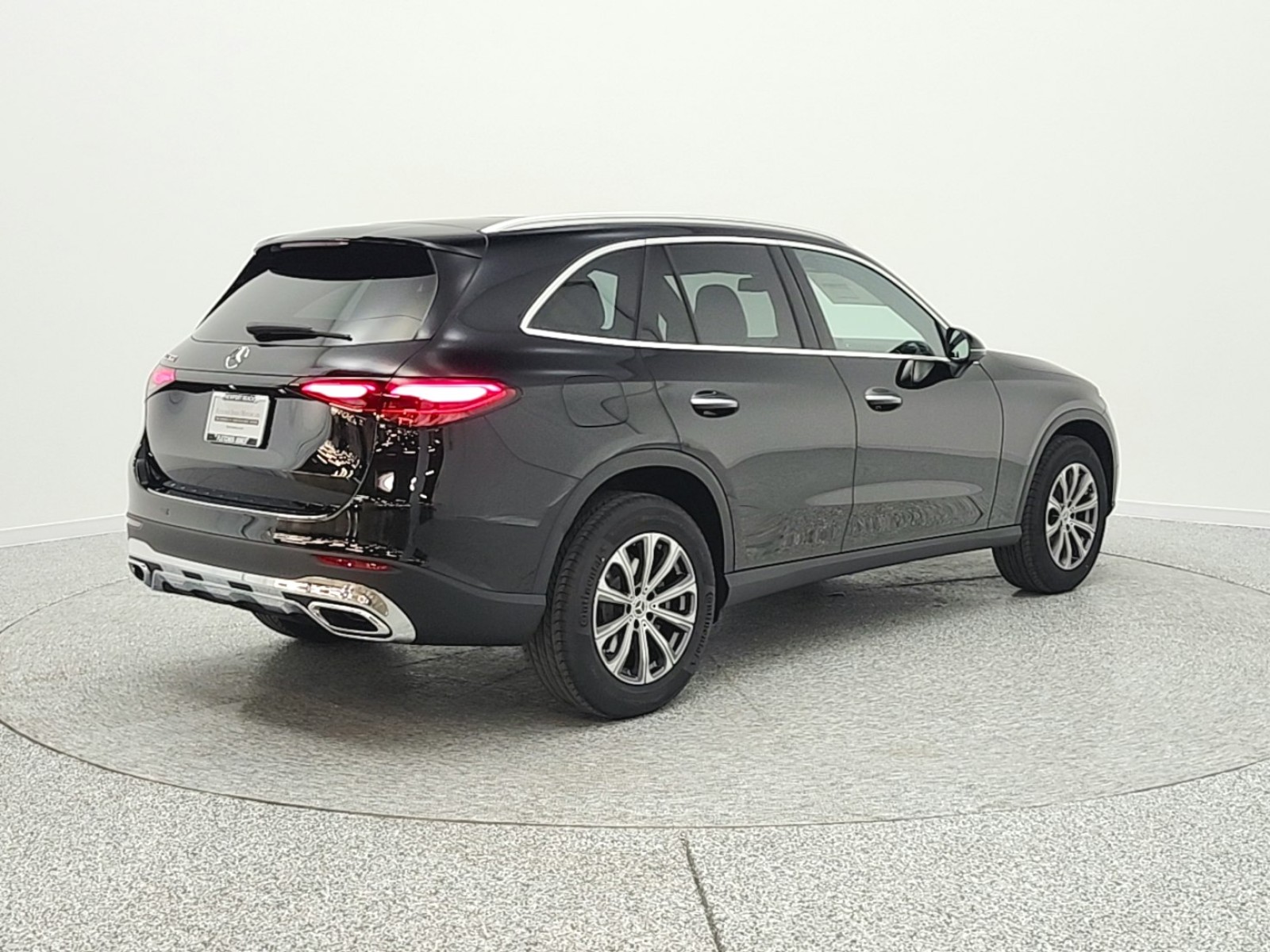 New 2026 Black Mercedes-Benz GLC 300 SUV image 5