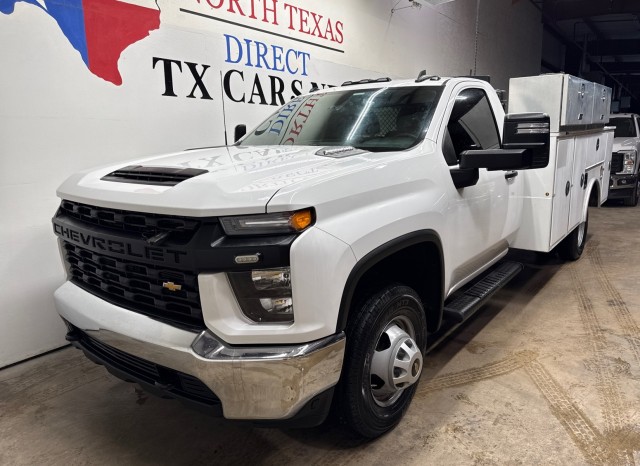 Summit White 2021 Chevrolet Silverado 3500HD Chassis Pickup Truck Four-Wheel Drive Automatic