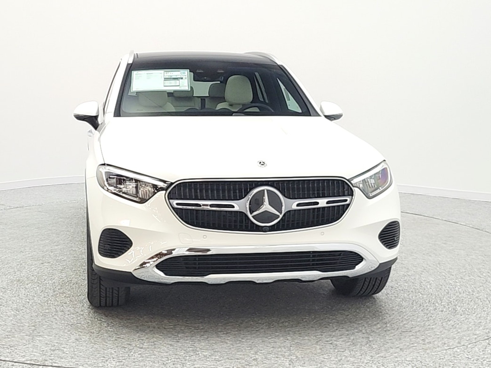New 2026 Polar White Mercedes-Benz GLC 300 image 2
