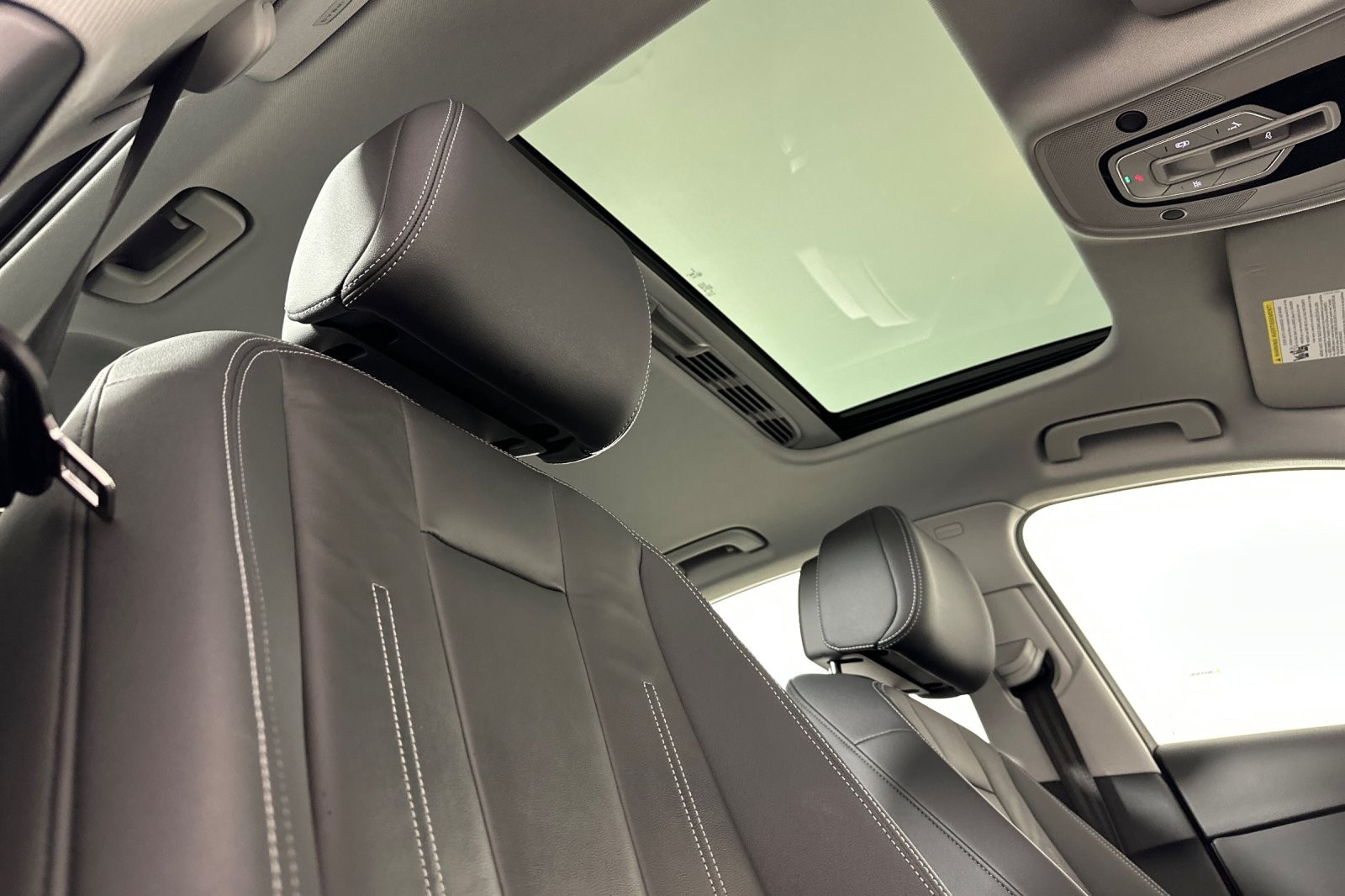 Used 2024 Brilliant Black Audi Premium 40 TFSI quattro image 15