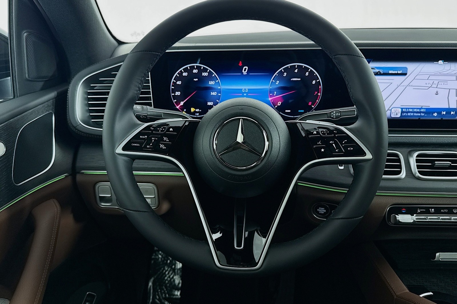 New 2026 Obsidian Black Metallic Mercedes-Benz GLE 450 4MATIC® Coupe image 17