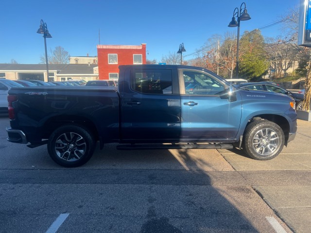 2022 Chevrolet Silverado 1500 LT 4