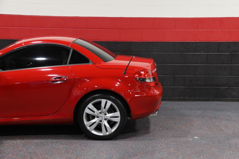 2009 Mercedes-Benz SLK350 2dr Convertible in , 