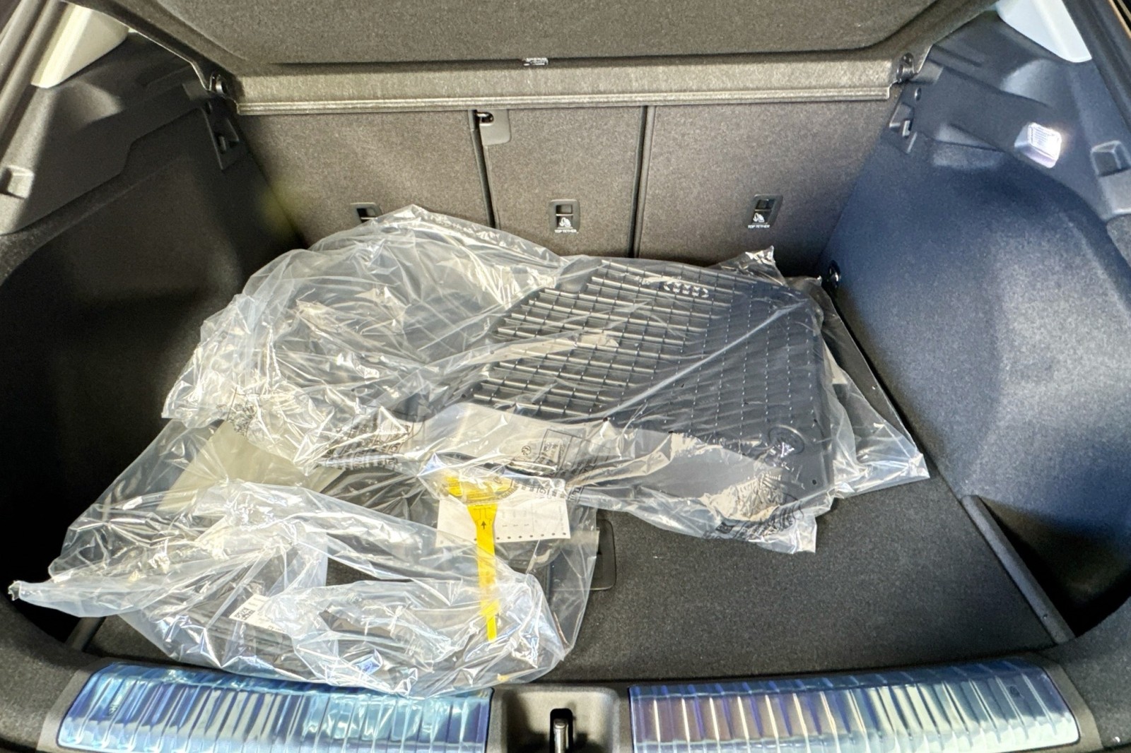 New 2026 Mythos Black Metallic Audi S line image 24