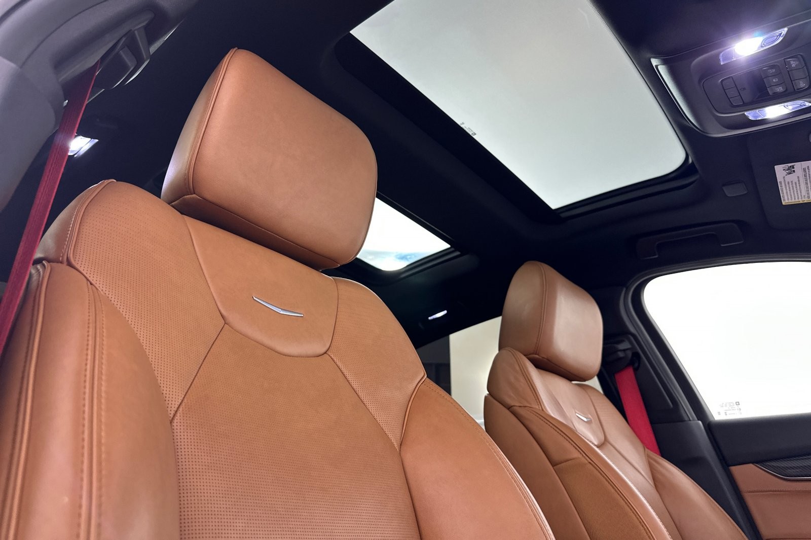 Used 2024 BLACK DIAMOND Cadillac 4dr Sdn image 15