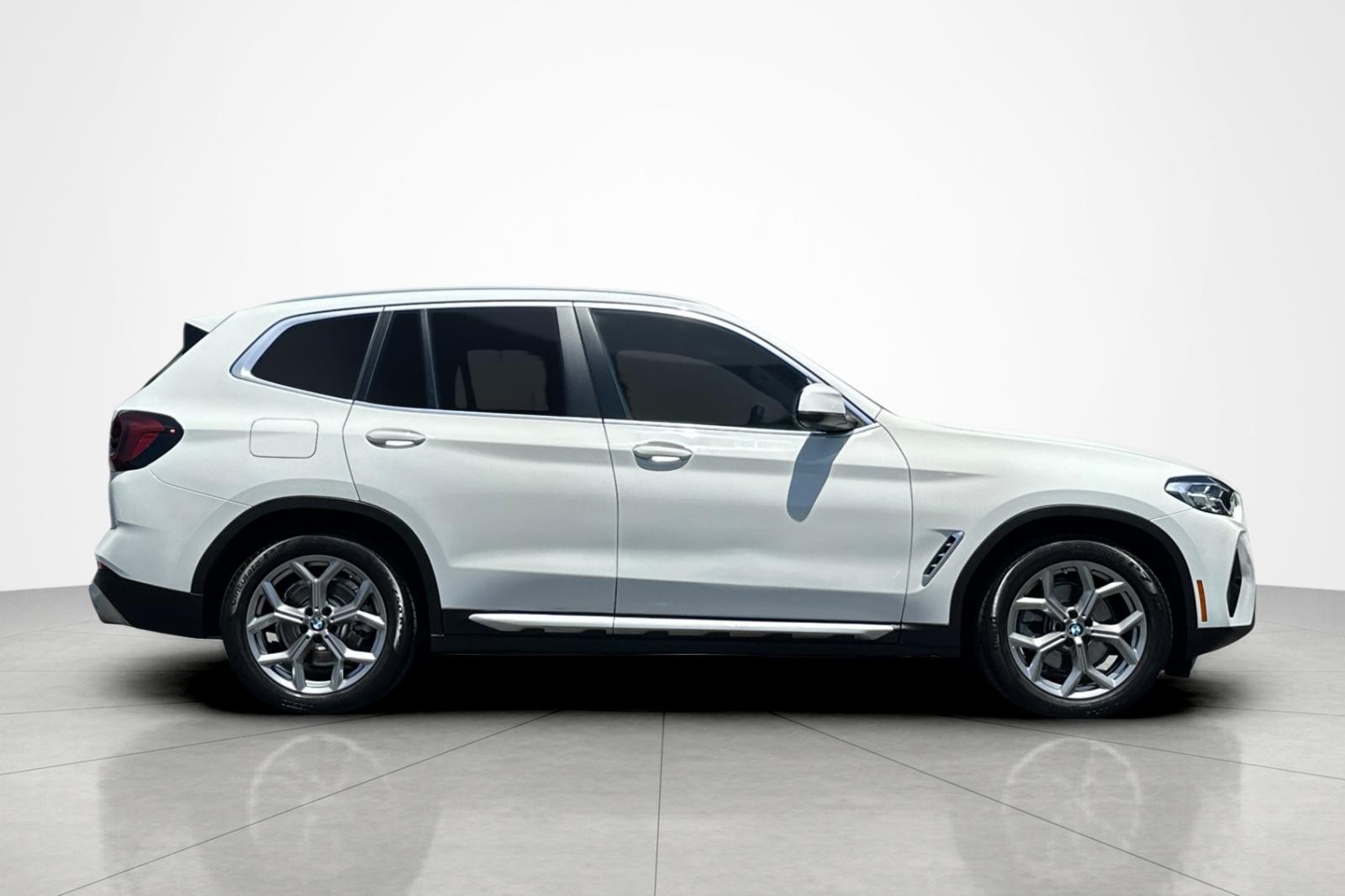Certified Used 2023 Alpine White BMW sDrive30i image 6