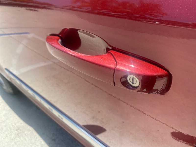 2012 Chrysler Town & Country 1 OWNER LOW MILES 58.411 in , 