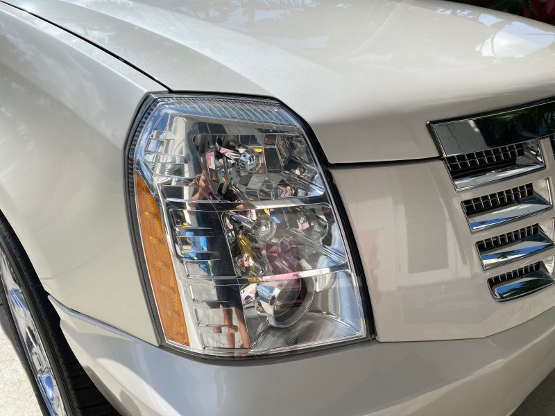 2010 Cadillac Escalade SUNROOF NAV Premium LOW MILES 66,933 in ,