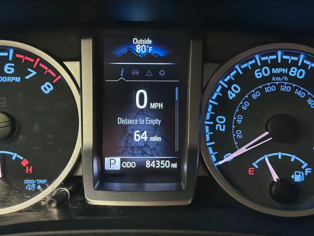 2022 Toyota Tacoma 4WD SR5 4WD V6 in , 