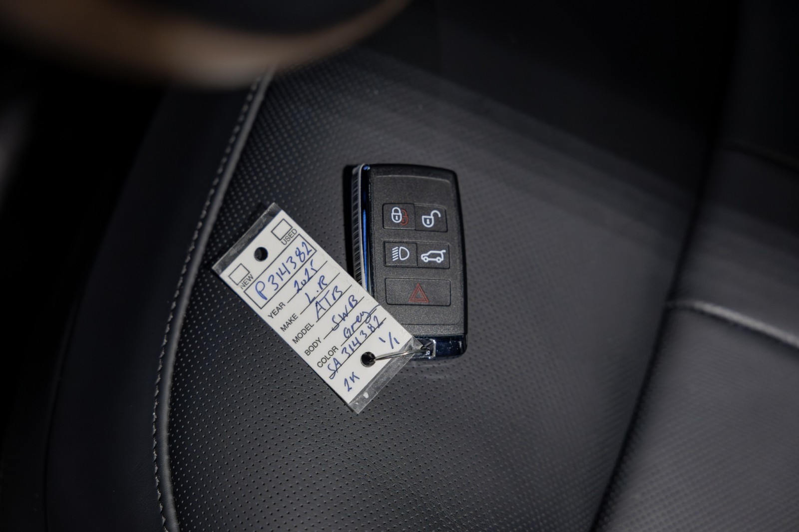 Used Car 2025 Land Rover Range Rover  Autobiography For Sale Under $170,000 In Boerne, Texas