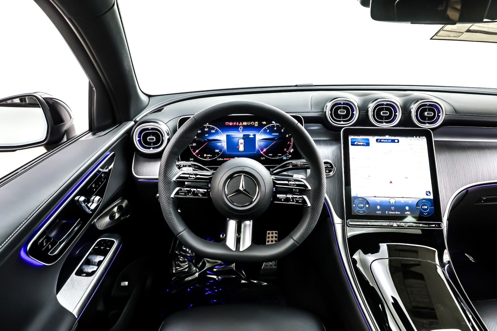 New 2026 MANUFAKTUR Alpine Grey Mercedes-Benz GLC 300 image 4