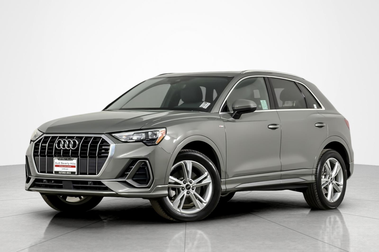 2021 Audi Q3 S line Premium 45 TFSI quattro