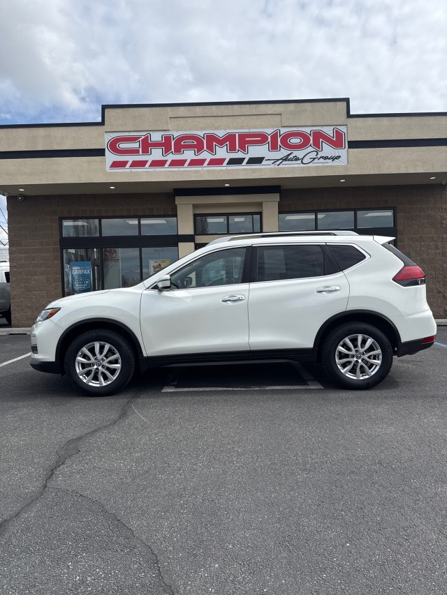 View vehicle photo 2