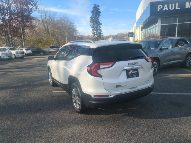 2022 GMC Terrain SLT 8