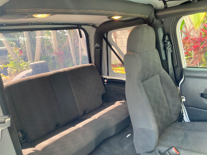2005 Jeep Wrangler SE 4WD LOW MILES 29,371 1 OWNER in ,