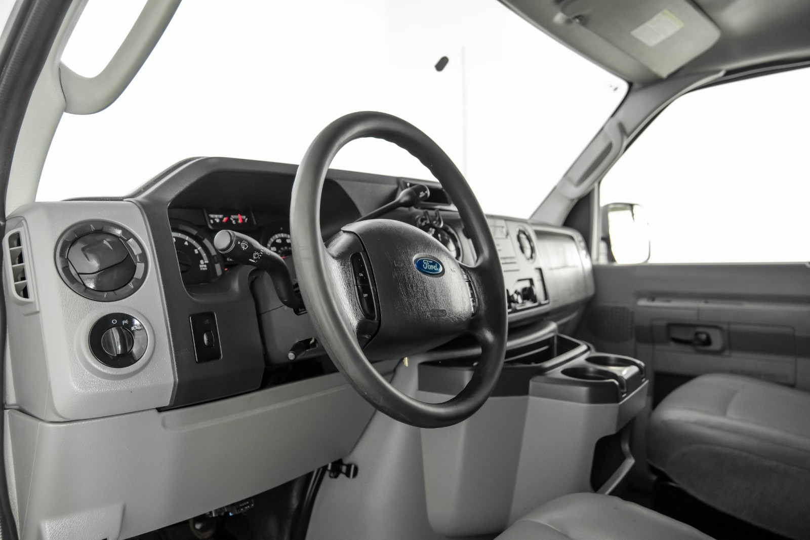 2012 Ford Econoline E-150 COMMERCIAL CARGO VAN VINYL SEATS CRUISE CONT 14