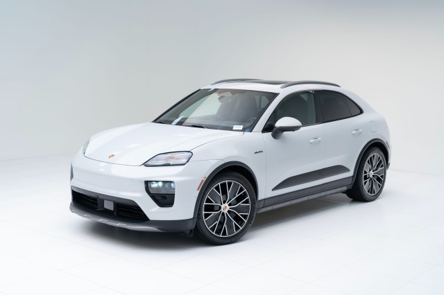 2025  Macan Electric in , 