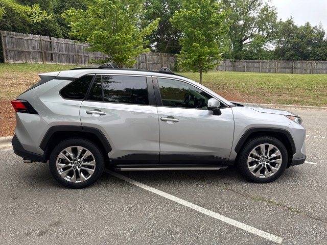 ToyotaRAV48