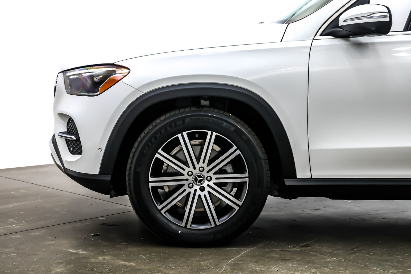 New 2026 Polar White Mercedes-Benz GLE 350 image 10