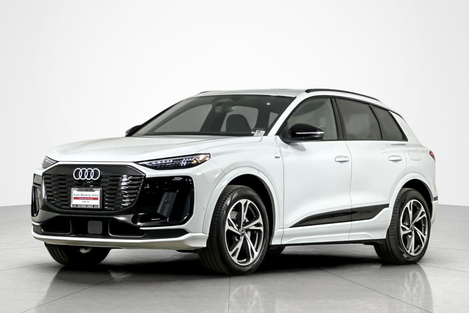 2027 Audi Q6 e-tron 2027 Audi Q6 e-tron Premium Plus quattro SUV