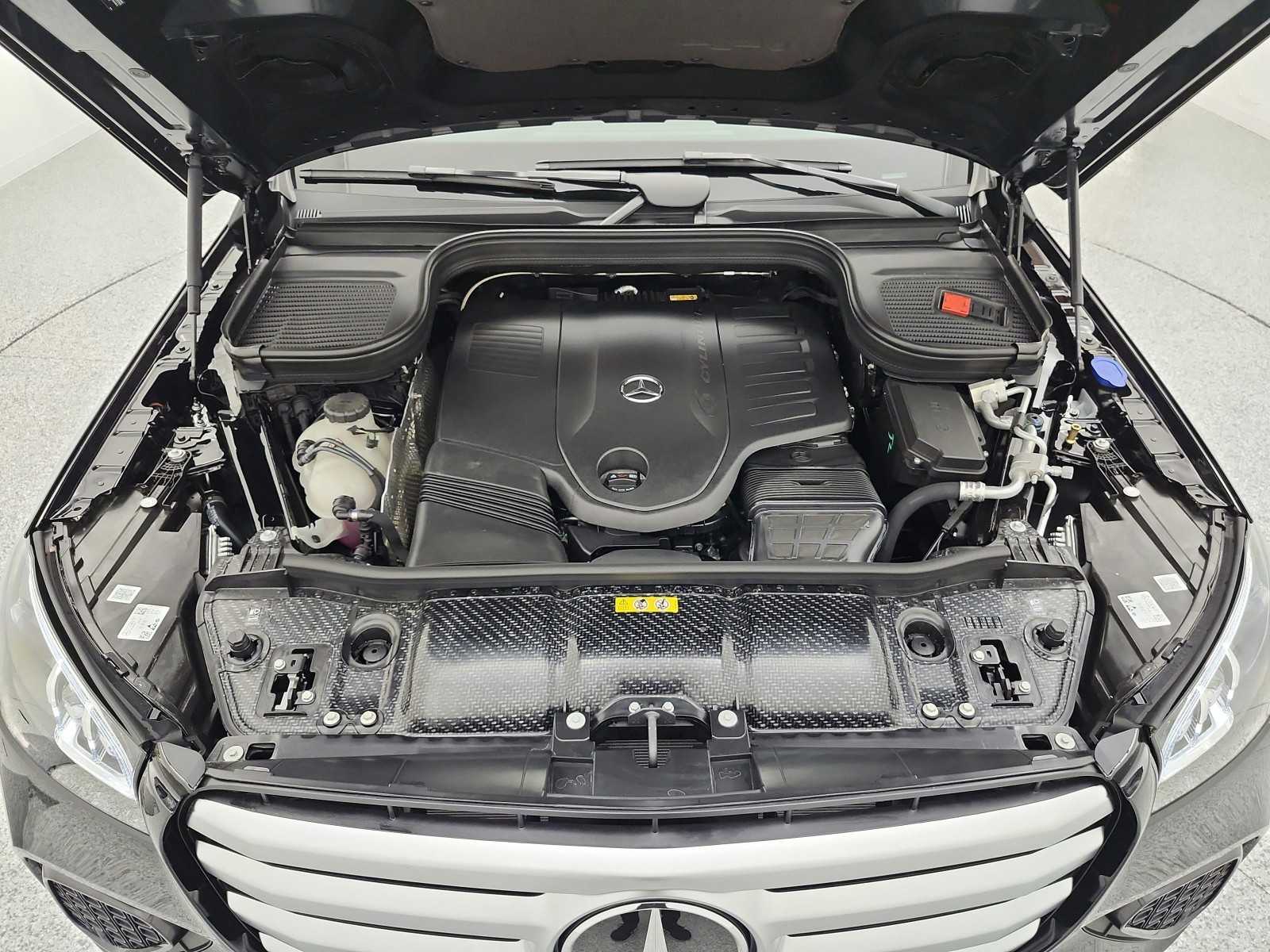 New 2026 Black Mercedes-Benz GLS 450 image 12