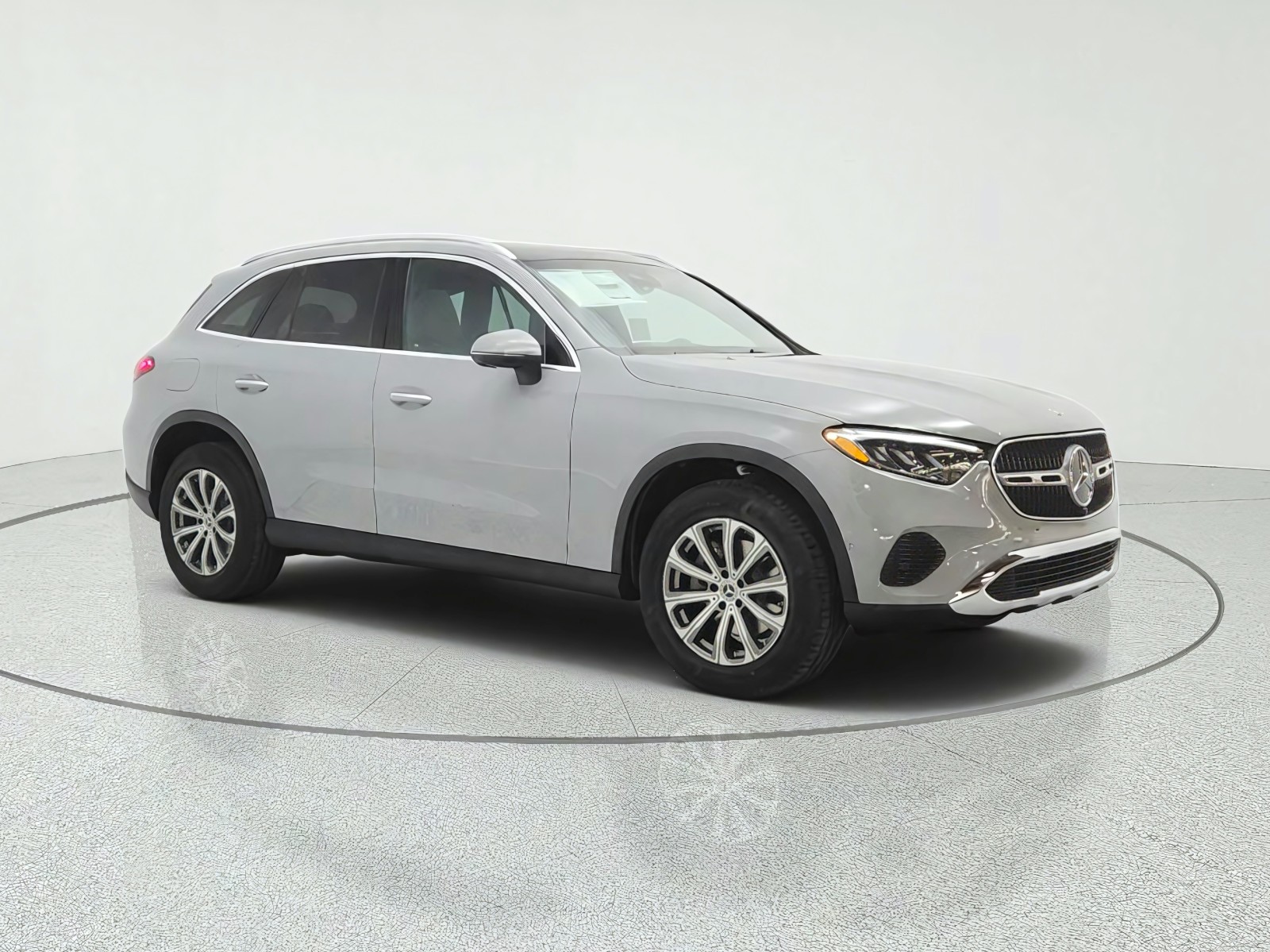 New 2027 MANUFAKTUR Alpine Grey Mercedes-Benz GLC 300 SUV image 3