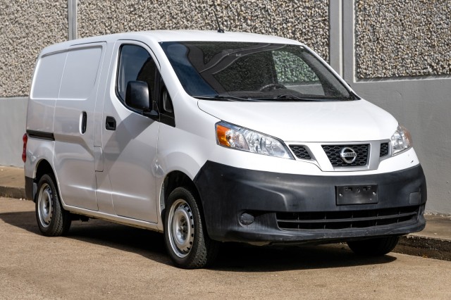 2017 Nissan NV200 Compact Cargo S 8