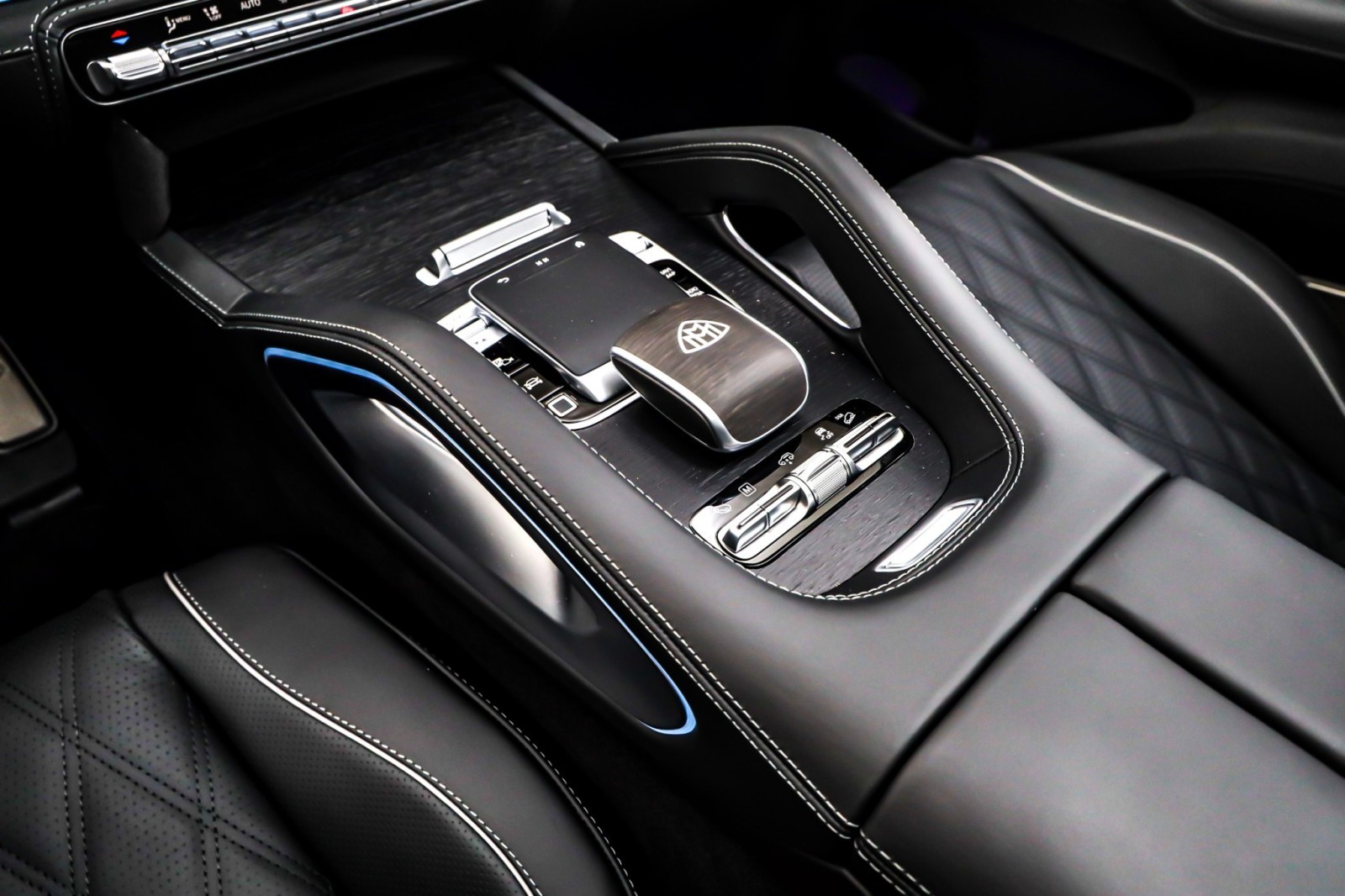 New 2026 Obsidian Black Metallic Mercedes-Benz Maybach GLS 600 image 6