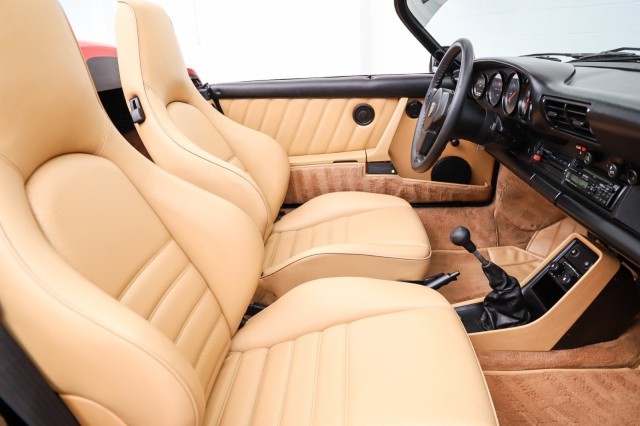 1989 Porsche 911 Carrera Speedster 30