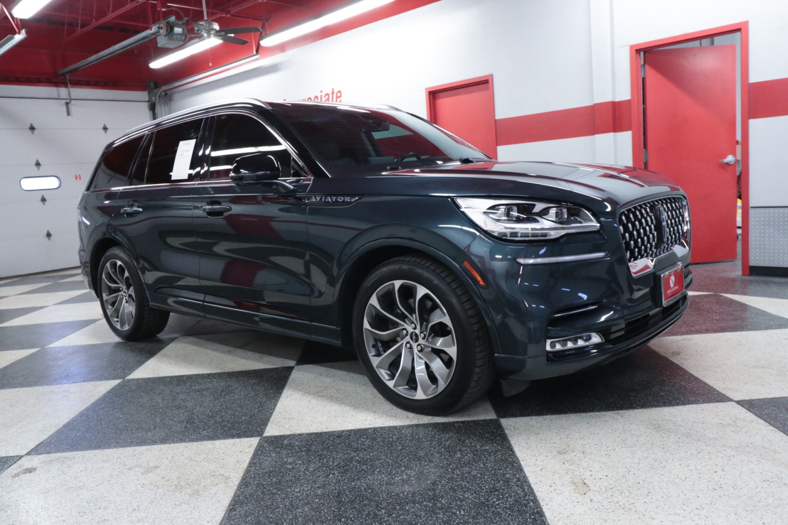 Used Car 2023 Lincoln Aviator  Grand Touring For Sale Under $50,000 In Austin, Texas