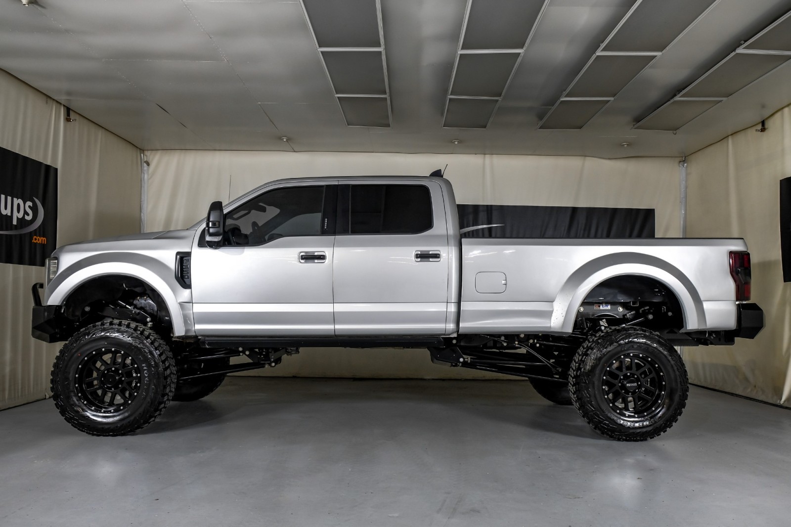 2017 Ford F-350 SRW Platinum 11