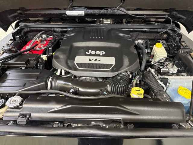 2015 Jeep Wrangler Unlimited Rubicon Hard Rock 4WD V6 Custom in ,