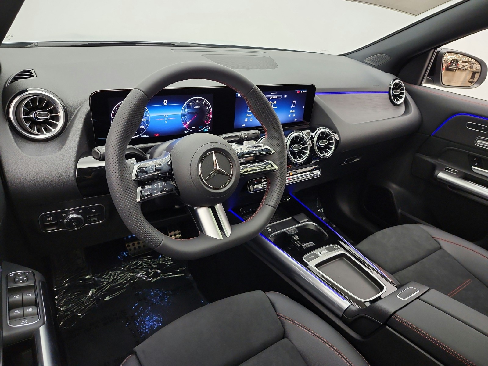 New 2026 Cirrus Silver Metallic Mercedes-Benz GLA 250 SUV image 9